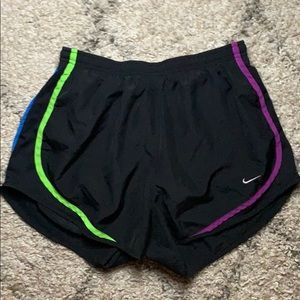 Nike pro tempo shorts black with multicolor lining